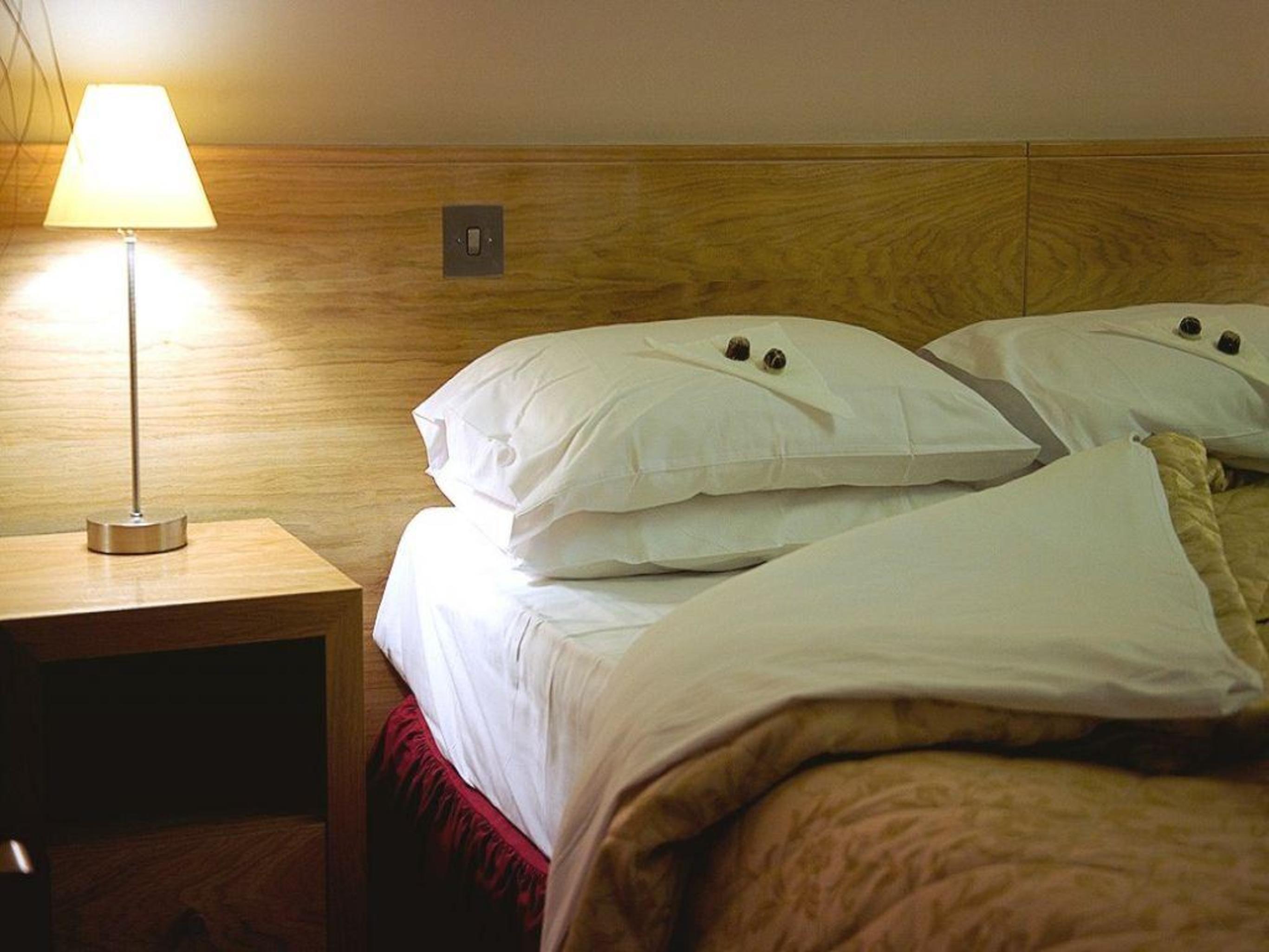 Cavendish Hotel Eastbourne Bagian luar foto