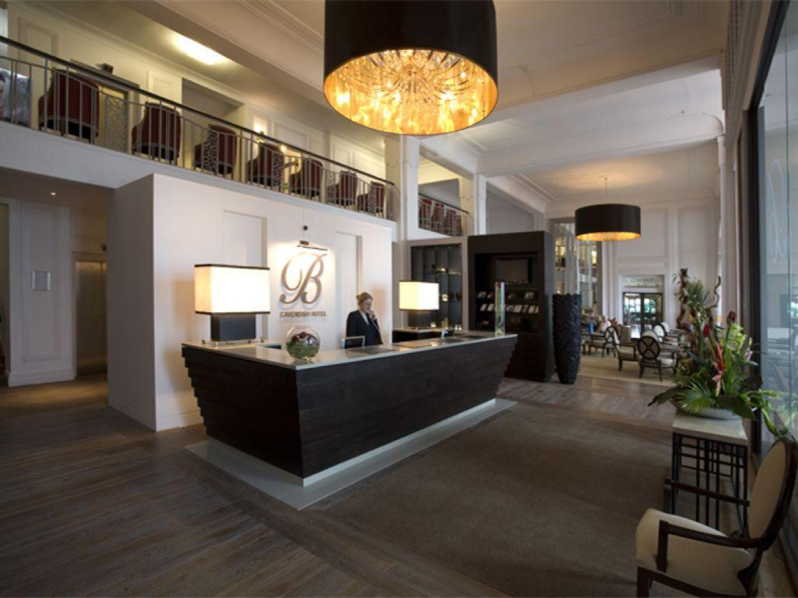 Cavendish Hotel Eastbourne Bagian luar foto