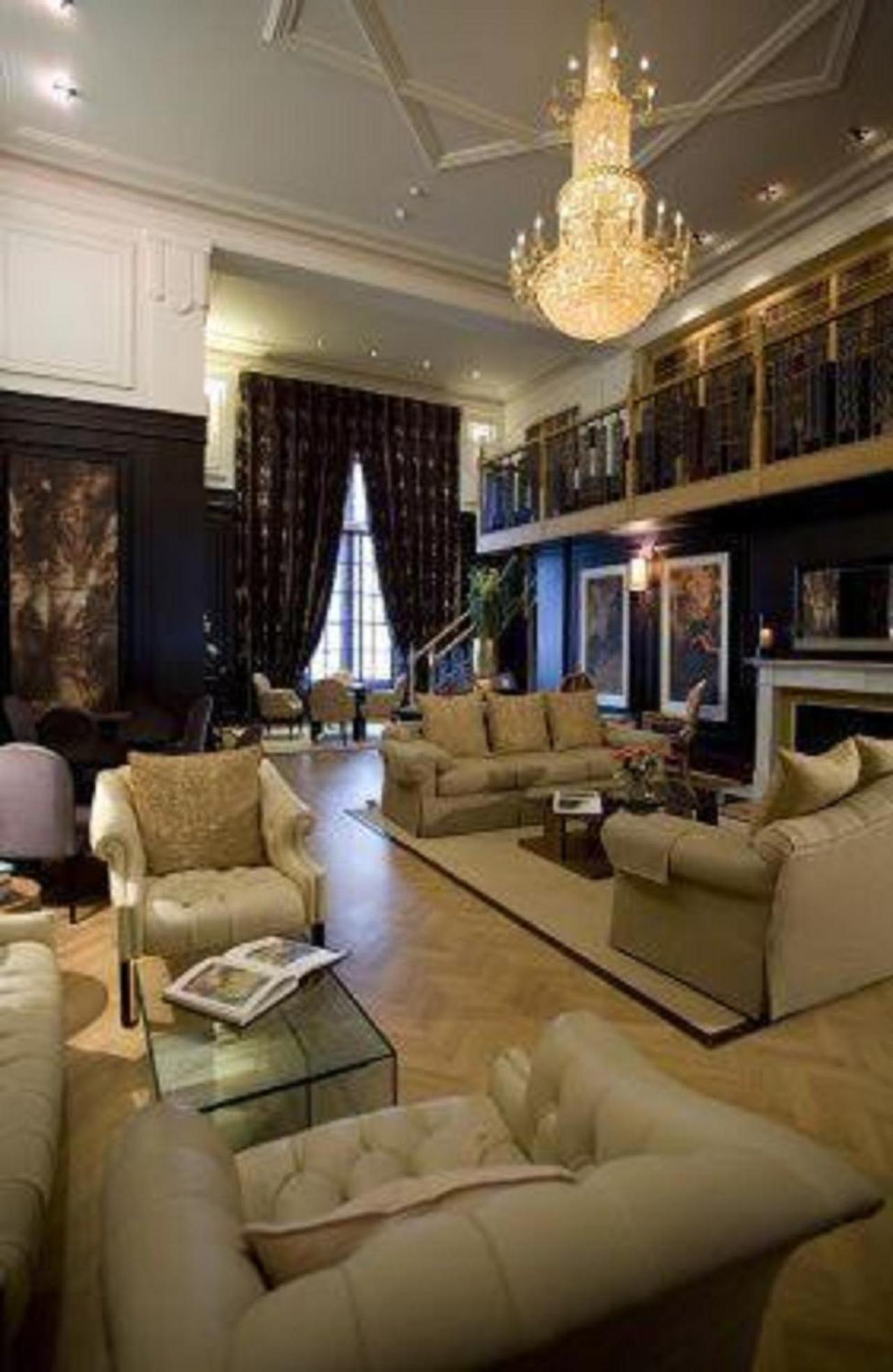 Cavendish Hotel Eastbourne Bagian luar foto